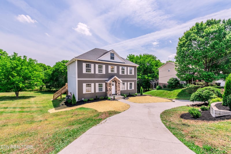 1336 Zachary Taylor Rd, Knoxville, TN 37922