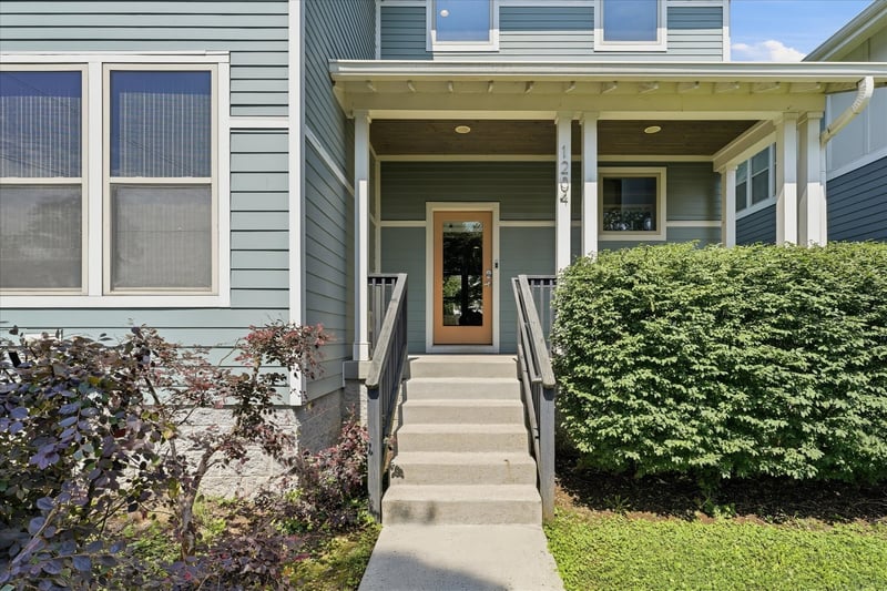 1204 N 8th St, Nashville, TN 37207
