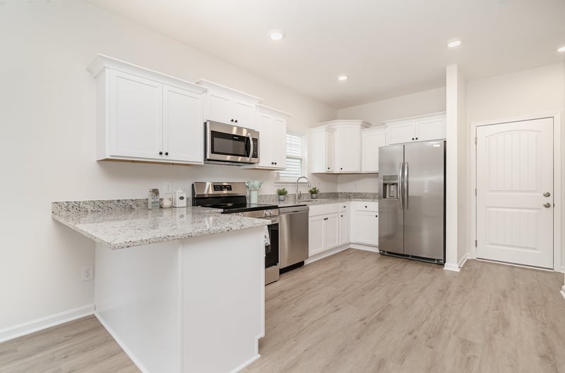 107 Hook And Ladder Ln, La Vergne, TN 37086