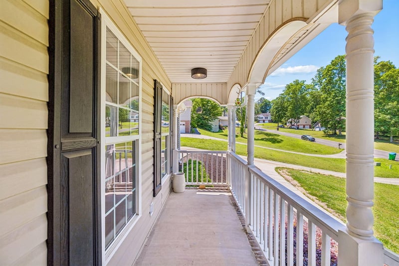383 Bloomington Dr, Dalton, GA 30721
