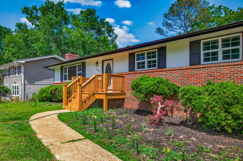 968 W Circle Dr, Rossville, GA 30741