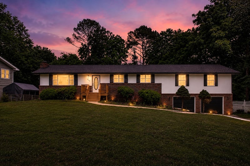 968 W Circle Dr, Rossville, GA 30741