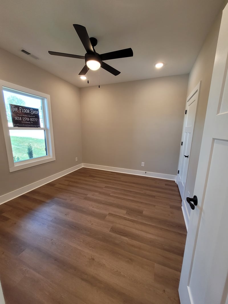 200 Sandalwood Way, Dickson, TN 37055