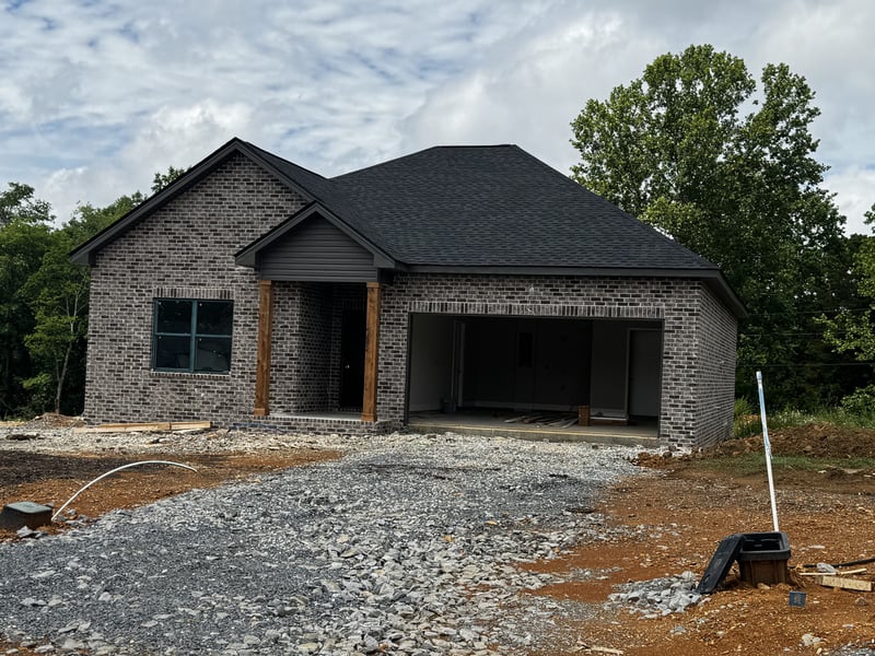 200 Sandalwood Way, Dickson, TN 37055