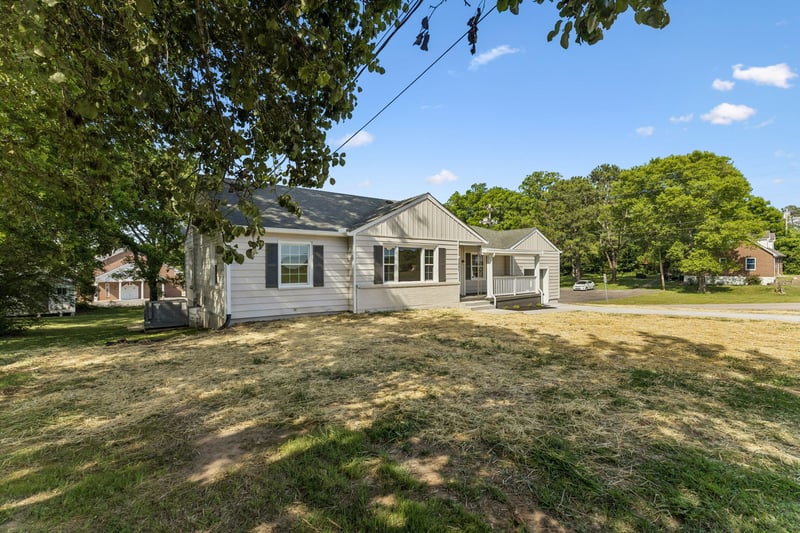 1057 Mapleash Ave, Columbia, TN 38401