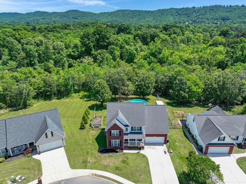 340 Gladstone Dr, Ringgold, GA 30736