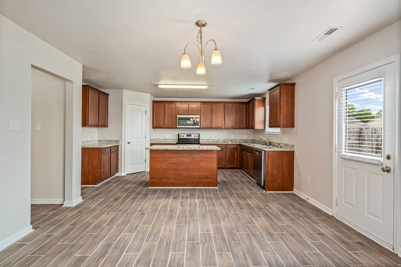 3326 Drysdale Dr, Murfreesboro, TN 37128