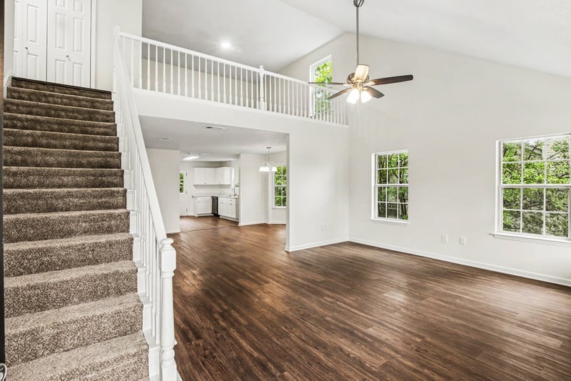 203 Blue Lake Ln, La Vergne, TN 37086