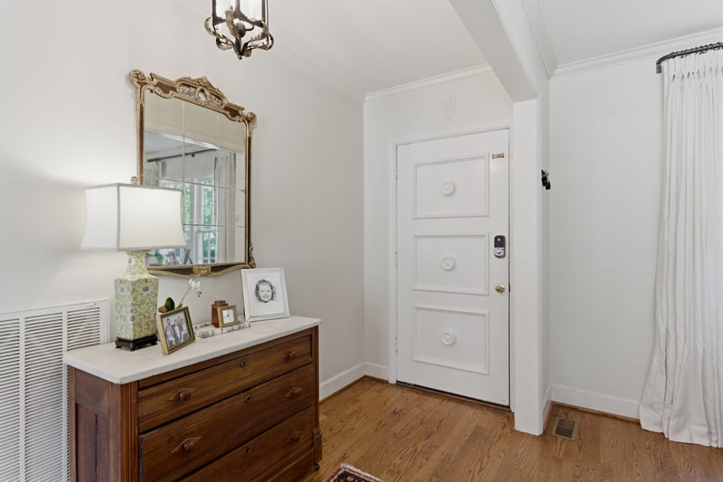 2709 Tyne Blvd, Nashville, TN 37215