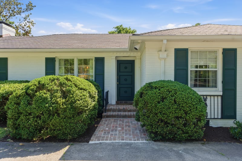 2709 Tyne Blvd, Nashville, TN 37215