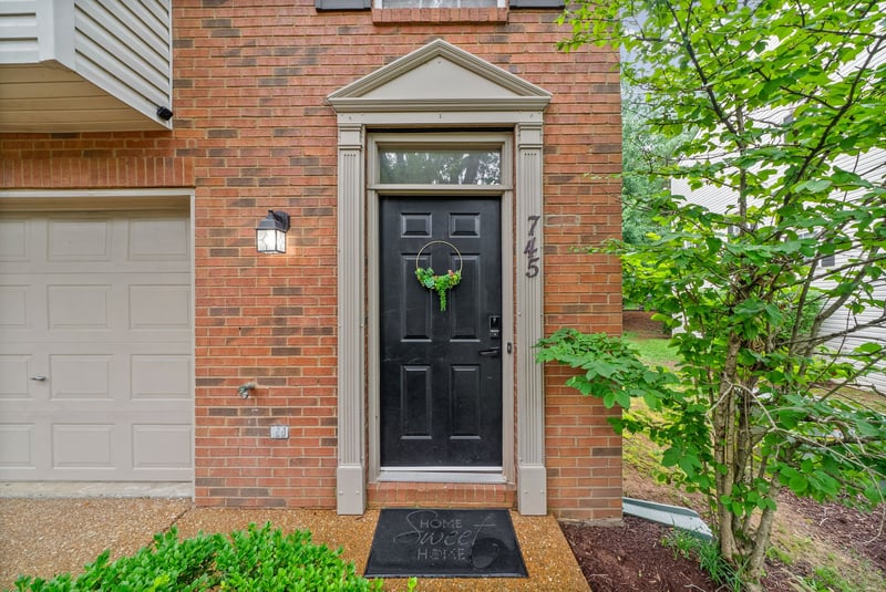 745 Huffine Manor Cir, Franklin, TN 37067