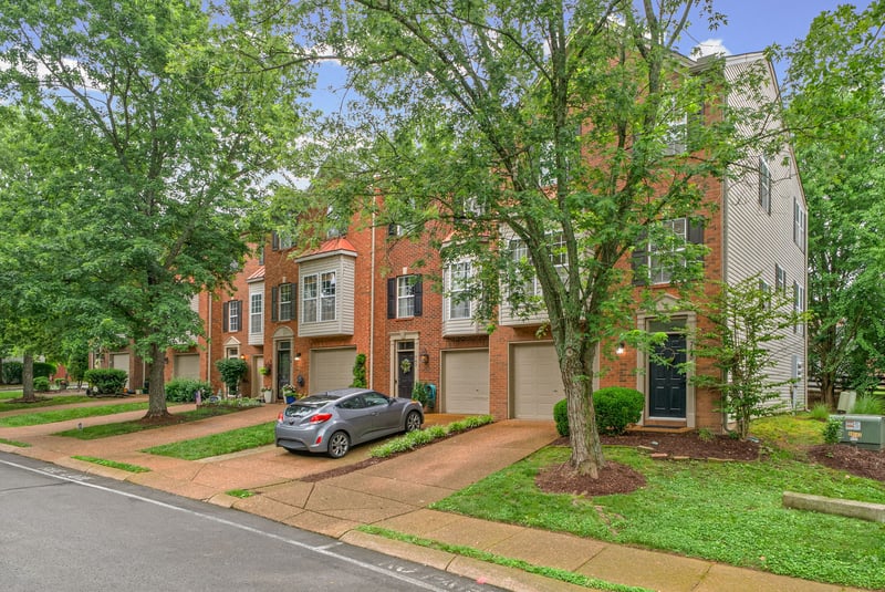 745 Huffine Manor Cir, Franklin, TN 37067