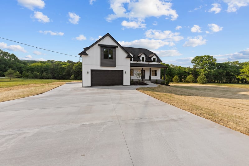16 Paradise Hills Ln, Lebanon, TN 37090