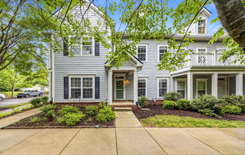 817 Hobbit Ln, Nashville, TN 37211