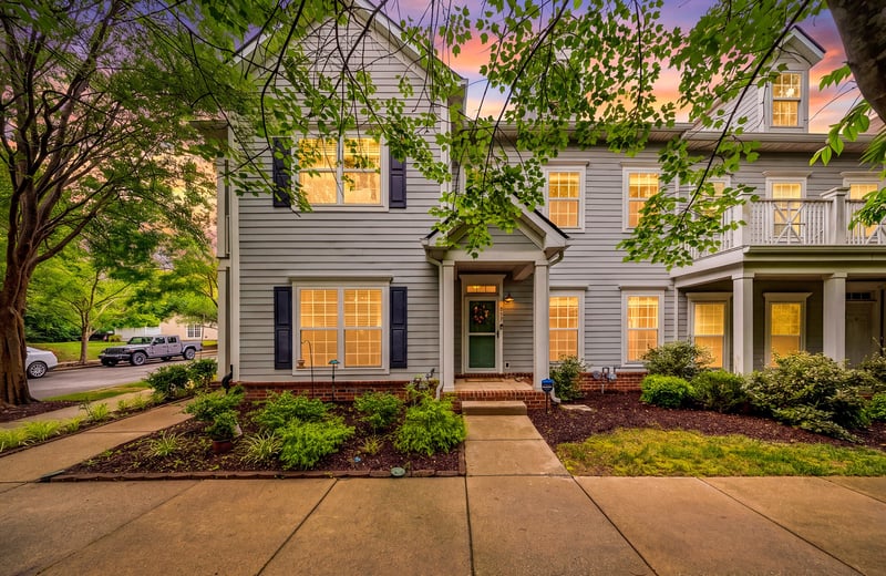 817 Hobbit Ln, Nashville, TN 37211