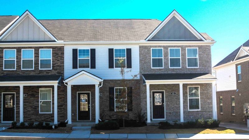 713 Ashbrook Dr, Lebanon, TN 37087