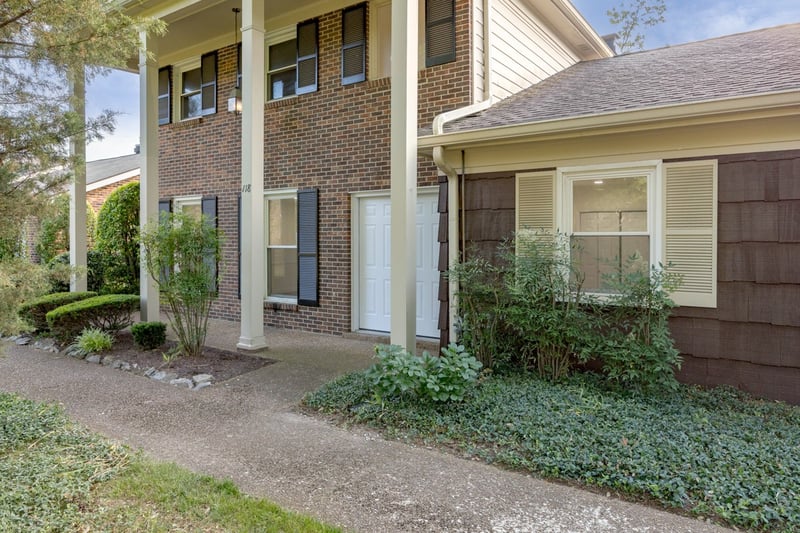 118 Boxwood Dr, Franklin, TN 37069