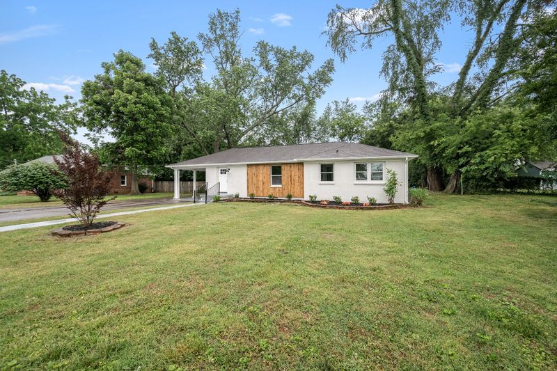 204 Ross Dr, Smyrna, TN 37167
