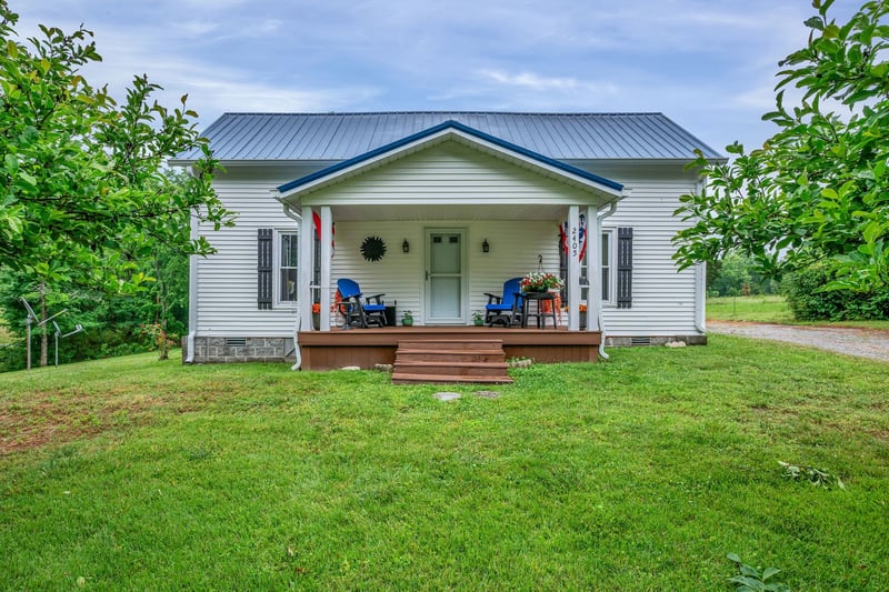 2405 Little Bartons Creek Rd North, Cumberland Furnace, TN 37051