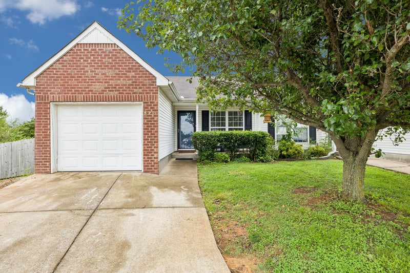 821 Neptune Ct, Smyrna, TN 37167
