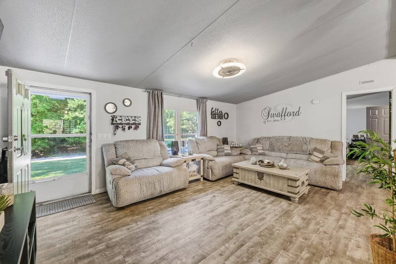 183 Henry Rd, Goodlettsville, TN 37072
