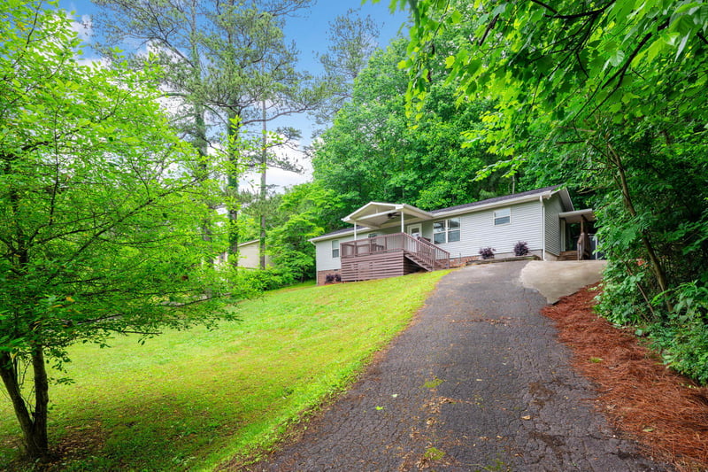 791 Potts Rd, Ringgold, GA 30736