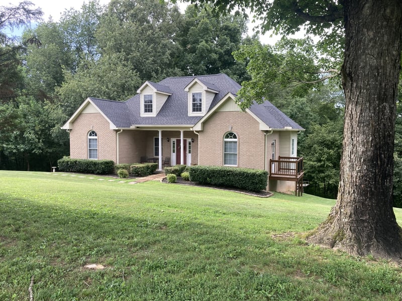 1225 Meeks Cemetery Rd, Burns, TN 37029