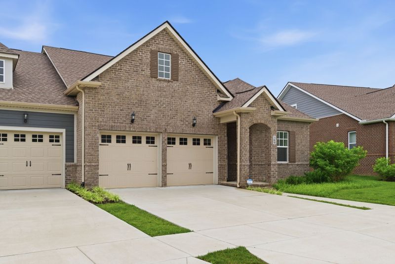 309 Gingerwood Ln, Hendersonville, TN 37075