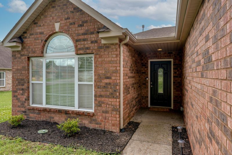 208 Remington Ave, Gallatin, TN 37066