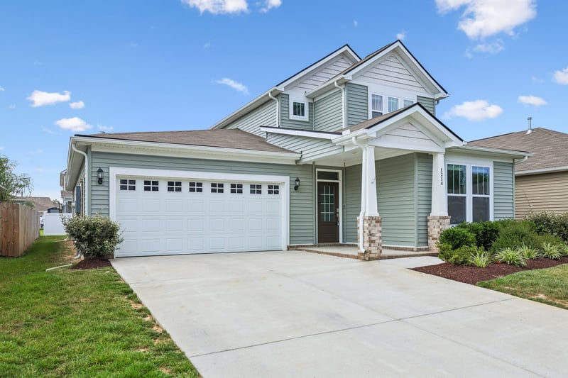 1214 Inverness Ps, Lebanon, TN 37087