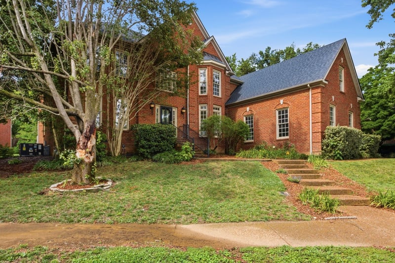 420 Chamberlain Park Ln, Franklin, TN 37069