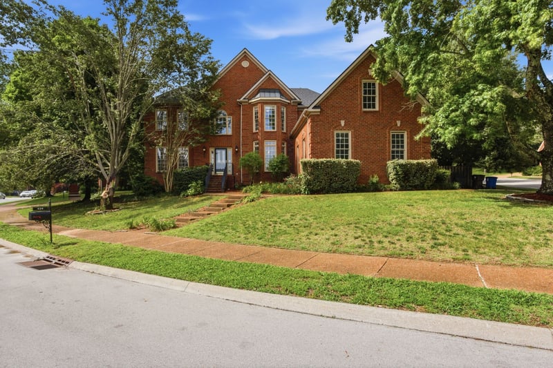 420 Chamberlain Park Ln, Franklin, TN 37069