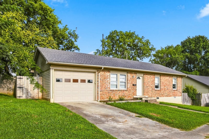 1205 Fuller St, Old Hickory, TN 37138