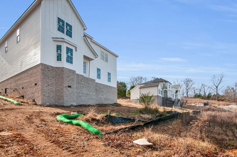 100 Lula Ln, Kingston Springs, TN 37082