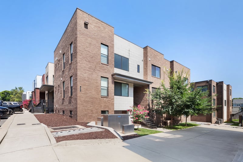 1613 Marshall Hollow Dr #203, Nashville, TN 37203