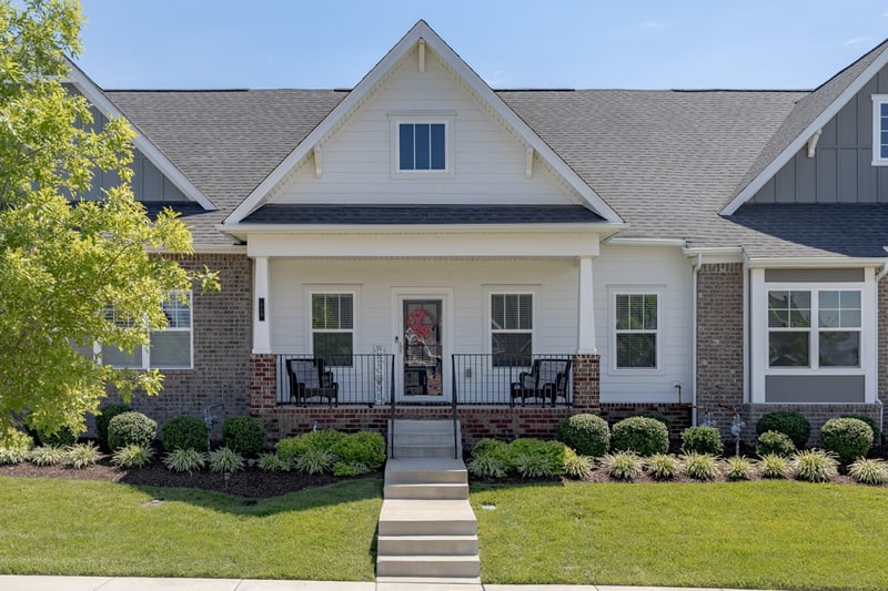 810 Griff Ln, Lebanon, TN 37087