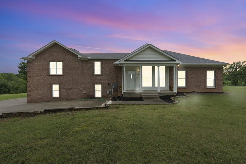 4602 Washington Rd, Greenbrier, TN 37073
