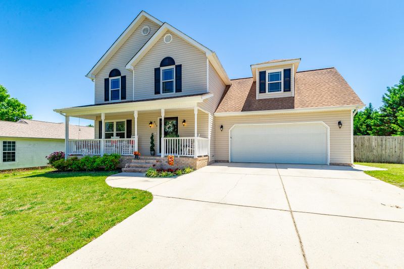 819 Spring Meadows Dr, Ringgold, GA 30736