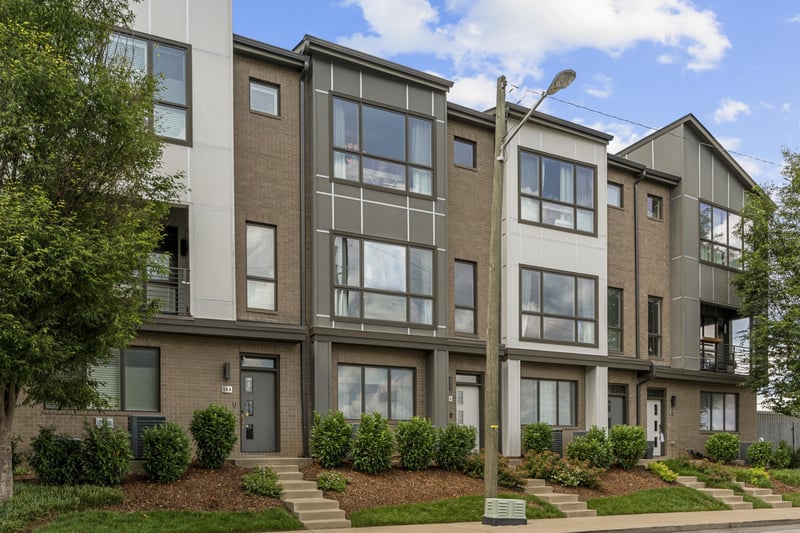 712 Melpark Dr, Nashville, TN 37204