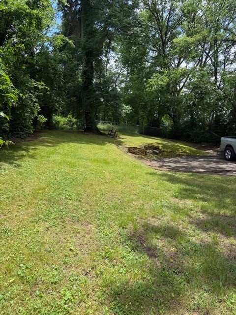 704 Glenview Dr E, Nashville, TN 37206