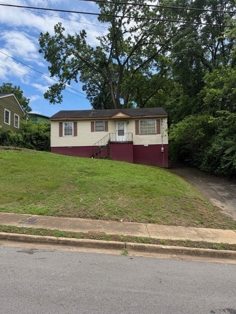 704 Glenview Dr E, Nashville, TN 37206