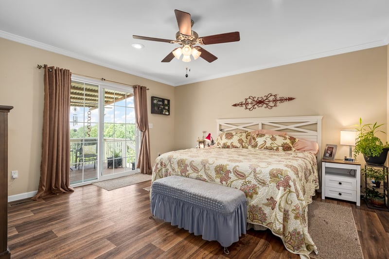 2114 Peach Orchard Rd, Culleoka, TN 38451