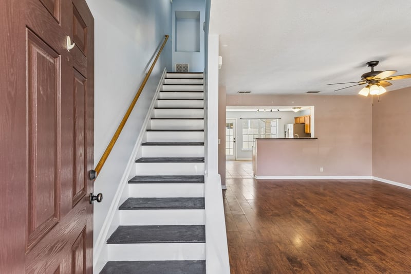 2009 Victory Gallop Ln, Murfreesboro, TN 37128