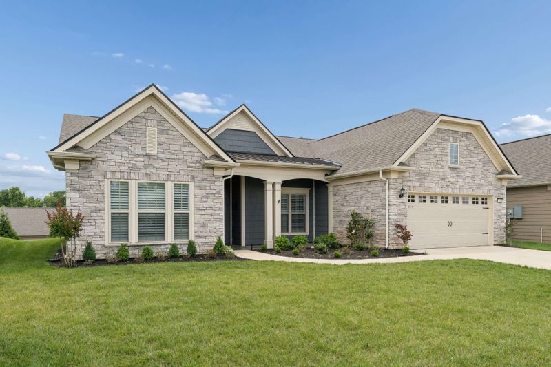 1103 Sumner Grv, Spring Hill, TN 37174