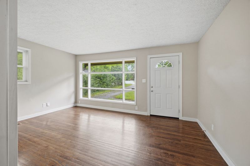 902 Virginia Ave, Nashville, TN 37216