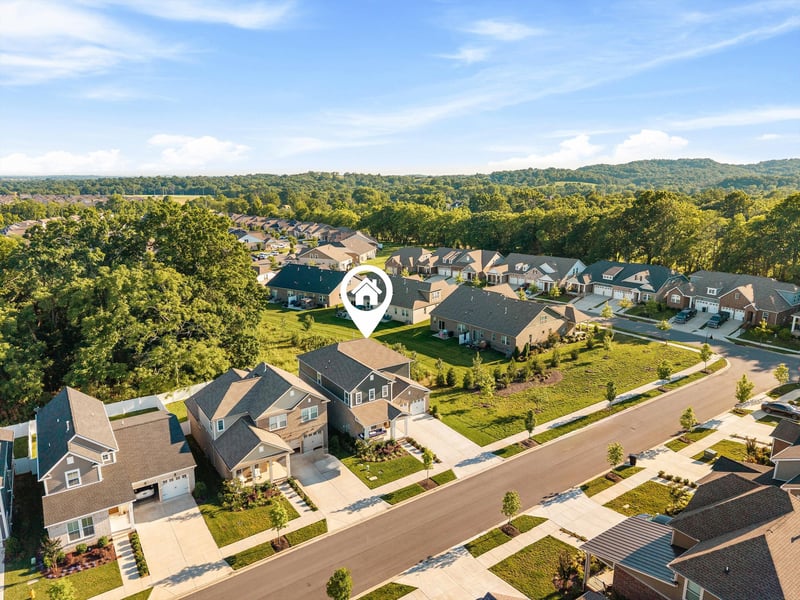 614 Seuss Way, Hendersonville, TN 37075