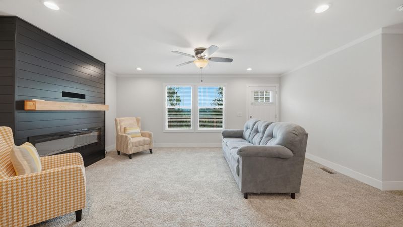 77 Plum Ln, Ringgold, GA 30736