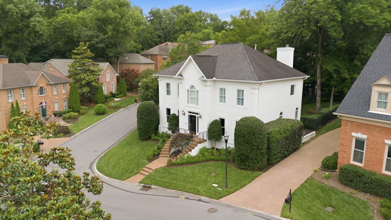 11 Thorndale Ct, Nashville, TN 37215