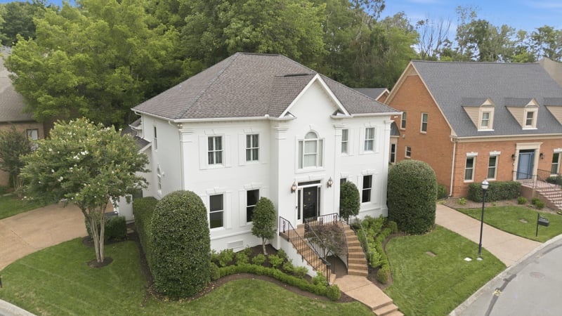 11 Thorndale Ct, Nashville, TN 37215
