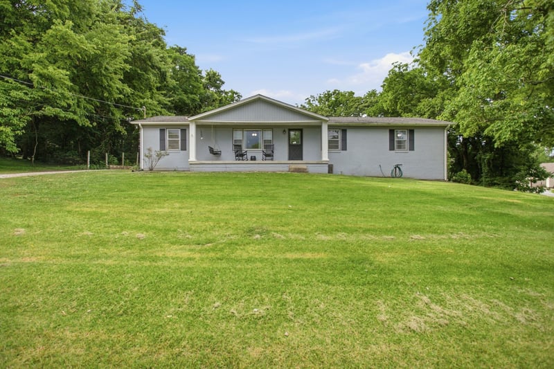 2040 Glencoe Rd, Culleoka, TN 38451